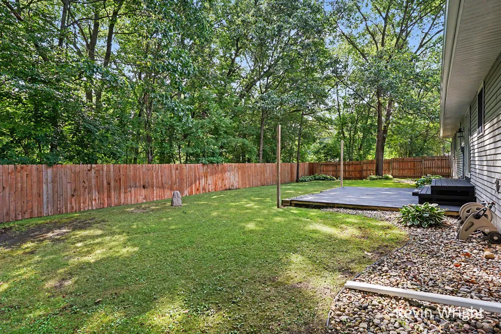 1802 Duchess Court Muskegon, MI 49445