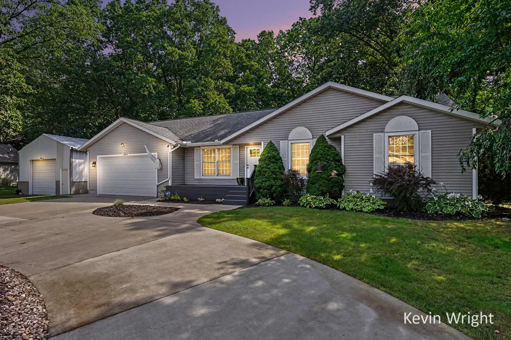 1802 Duchess Court Muskegon, MI 49445
