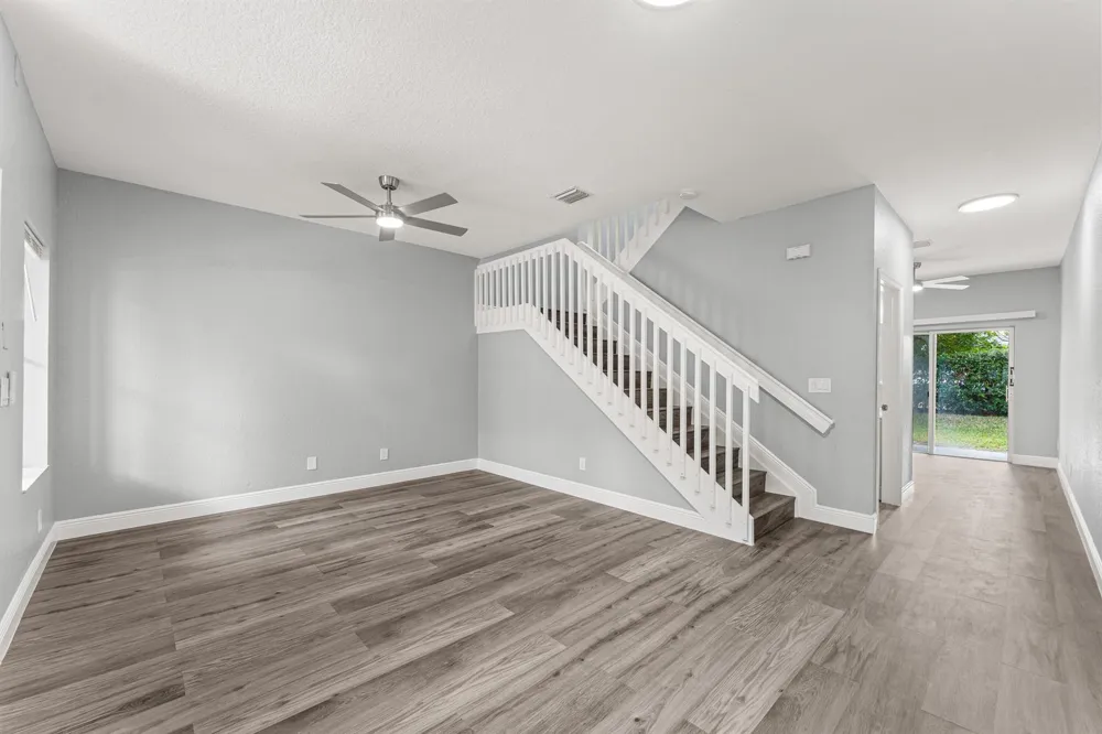205 S Santa Catalina Circle #205 North Lauderdale, FL 33068