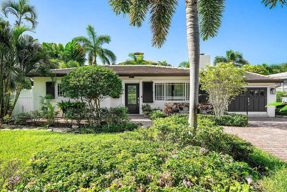 124 Bonnie Briar Lane Delray Beach, FL 33444