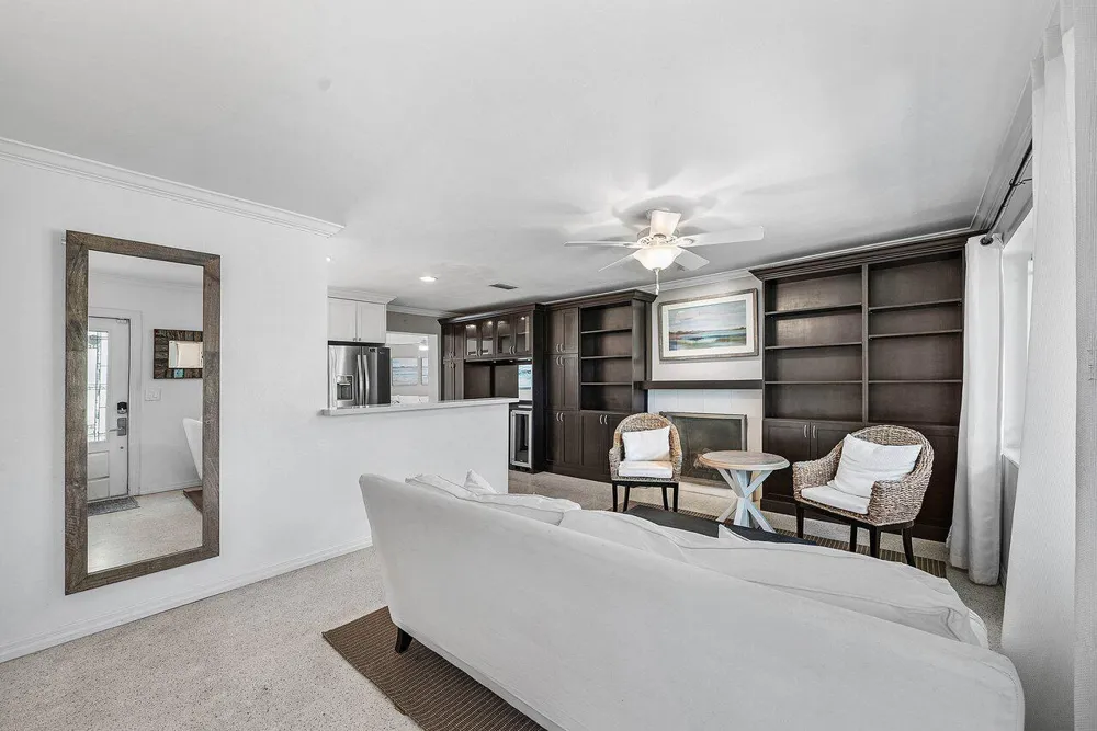 124 Bonnie Briar Lane Delray Beach, FL 33444