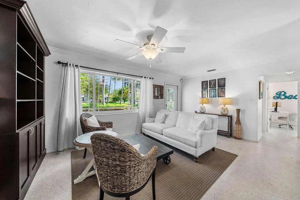 124 Bonnie Briar Lane Delray Beach, FL 33444