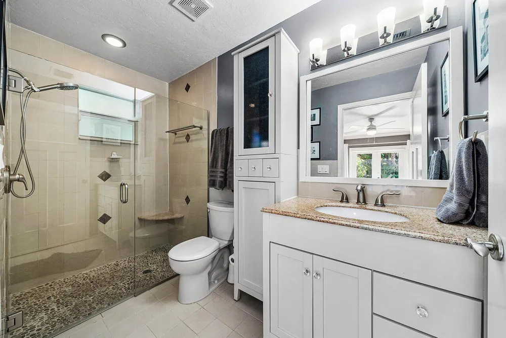 124 Bonnie Briar Lane Delray Beach, FL 33444