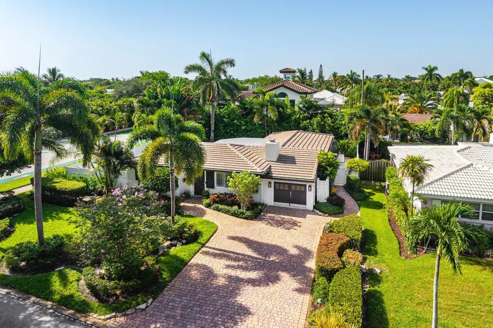 124 Bonnie Briar Lane Delray Beach, FL 33444