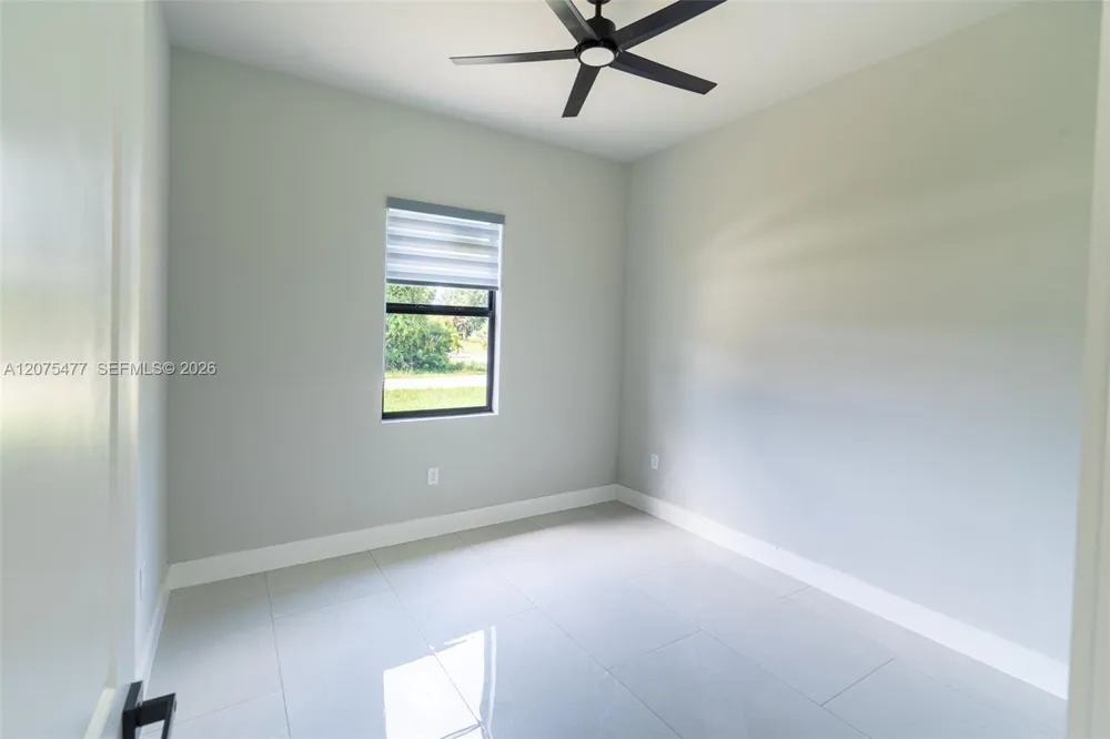 1015 E BAGGET ST Lehigh Acres, FL 33974