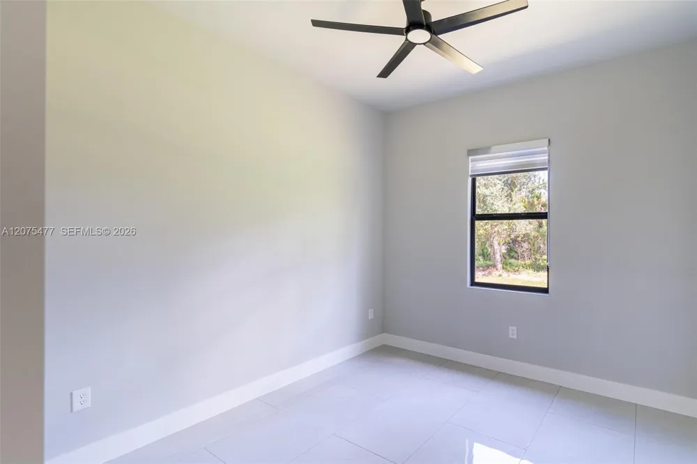 1015 E BAGGET ST Lehigh Acres, FL 33974
