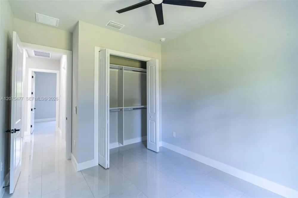 1015 E BAGGET ST Lehigh Acres, FL 33974