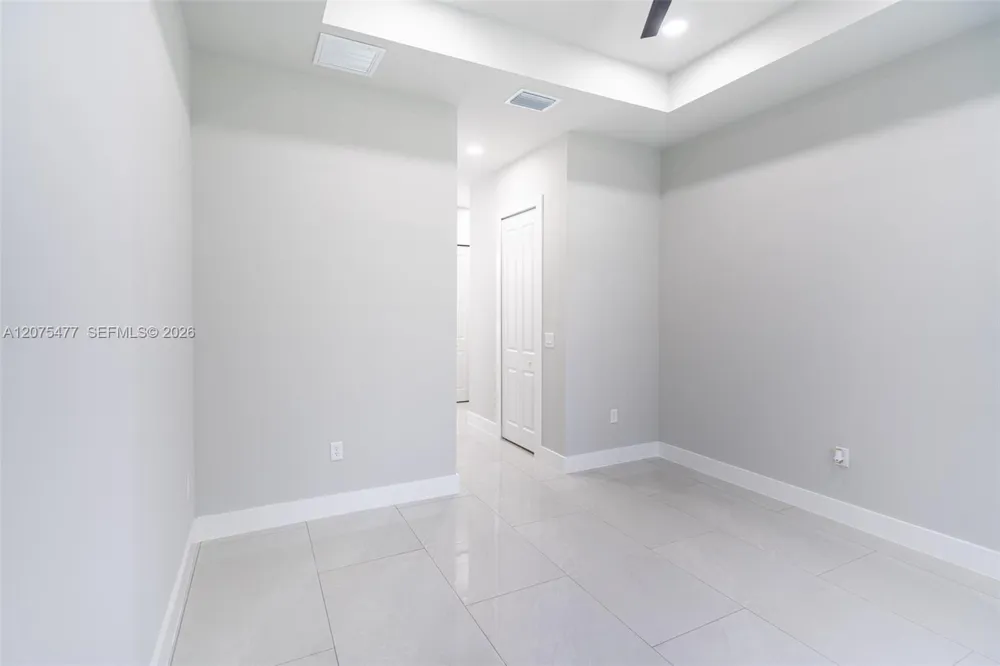 1015 E BAGGET ST Lehigh Acres, FL 33974