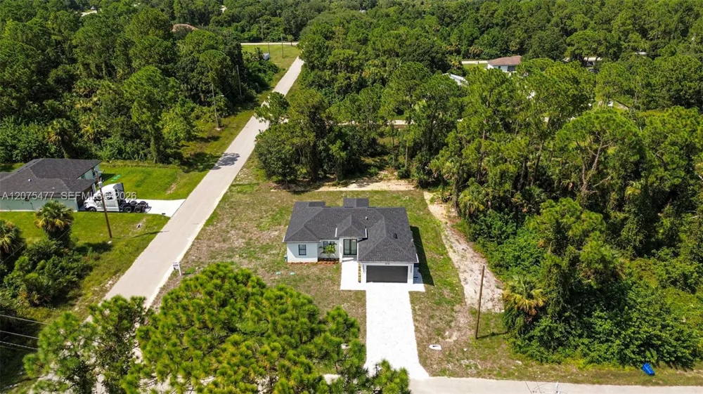 1015 E BAGGET ST Lehigh Acres, FL 33974