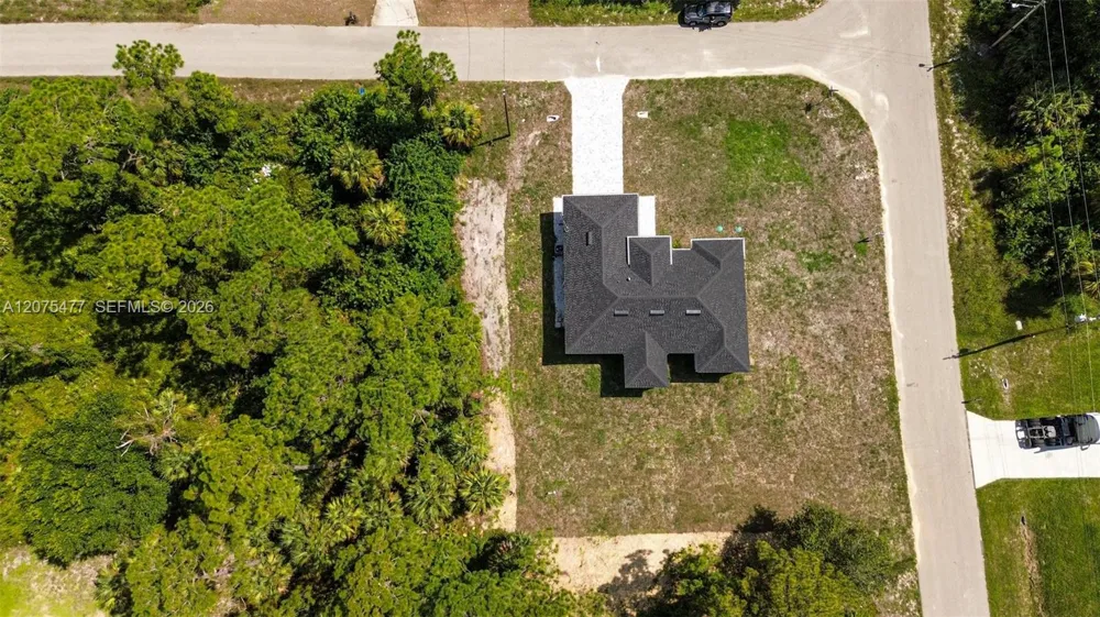 1015 E BAGGET ST Lehigh Acres, FL 33974