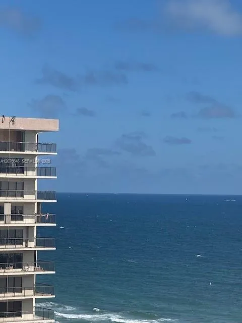 1900 S Ocean Blvd #14L Lauderdale By The Sea, FL 33062