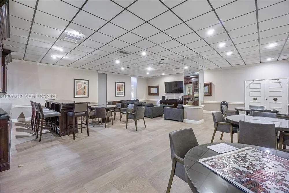 1900 S Ocean Blvd #14L Lauderdale By The Sea, FL 33062