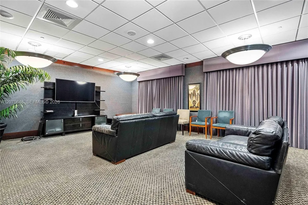 1900 S Ocean Blvd #14L Lauderdale By The Sea, FL 33062