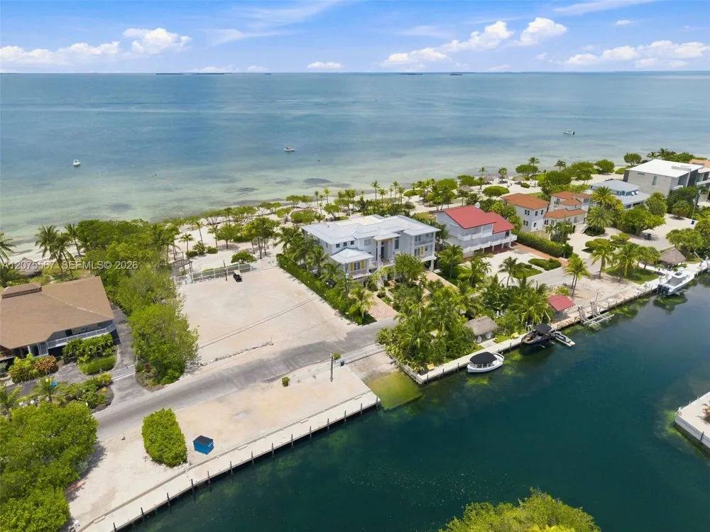 203 Gulfview Dr #0 Islamorada, FL 33036