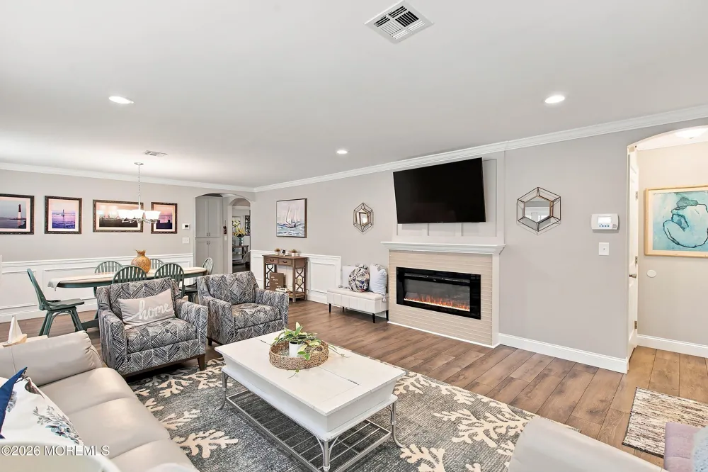 4 Doral Drive Toms River, NJ 08757