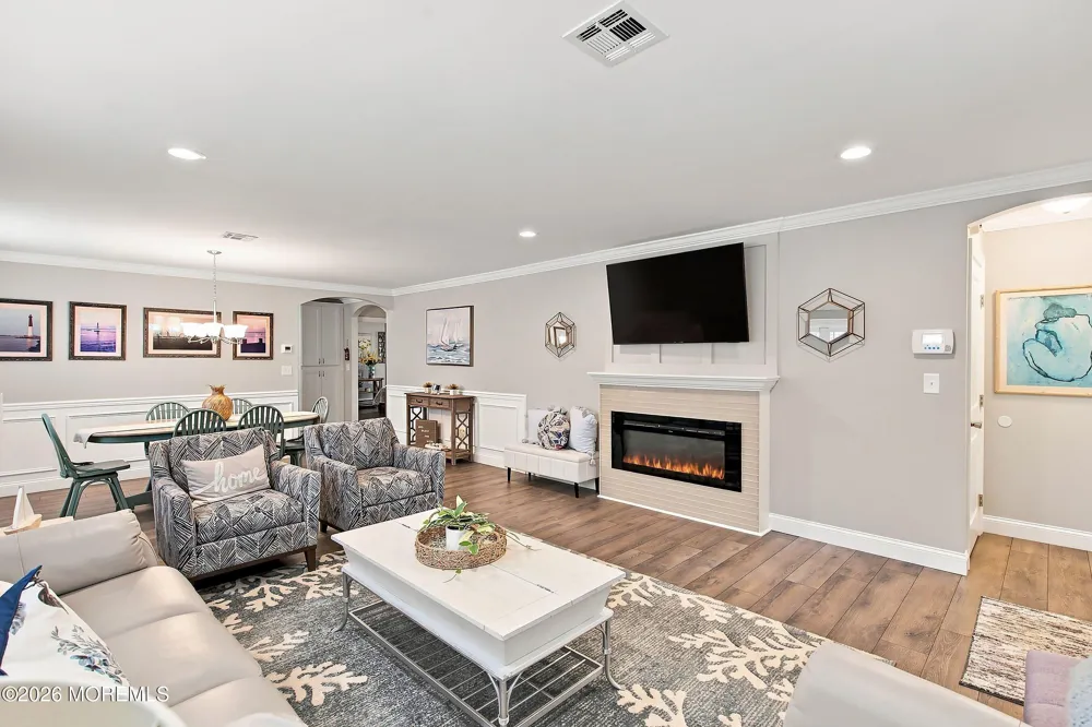 4 Doral Drive Toms River, NJ 08757