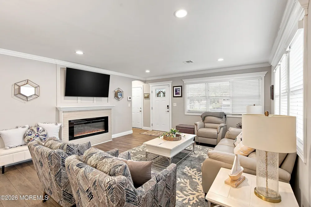 4 Doral Drive Toms River, NJ 08757