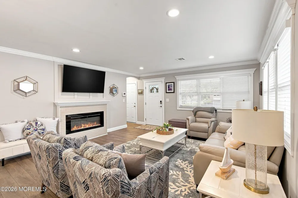 4 Doral Drive Toms River, NJ 08757