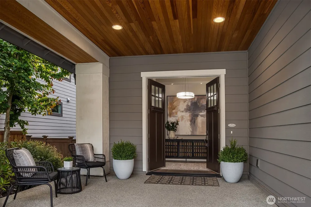 2227 77th Avenue SE Mercer Island, WA 98040