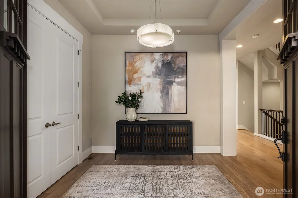 2227 77th Avenue SE Mercer Island, WA 98040