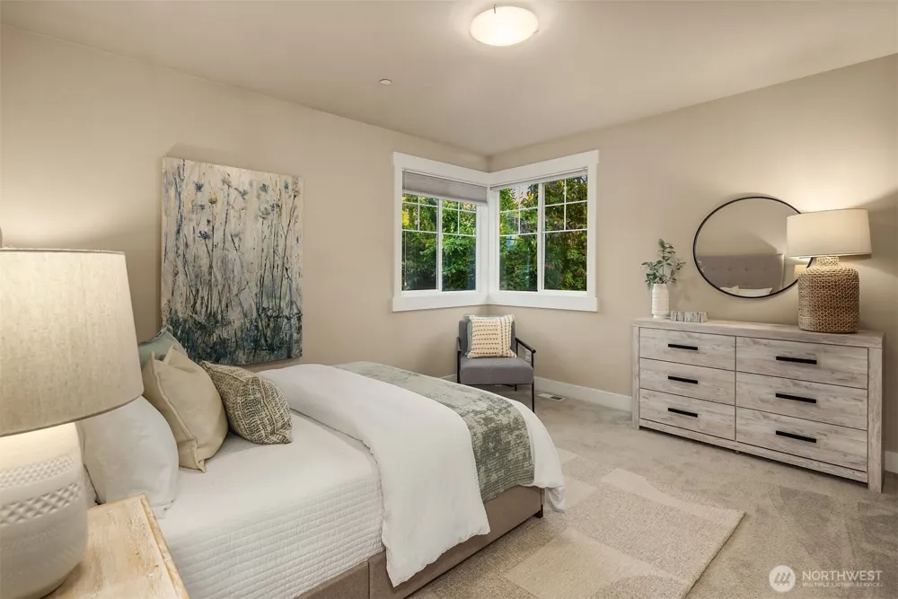 2227 77th Avenue SE Mercer Island, WA 98040