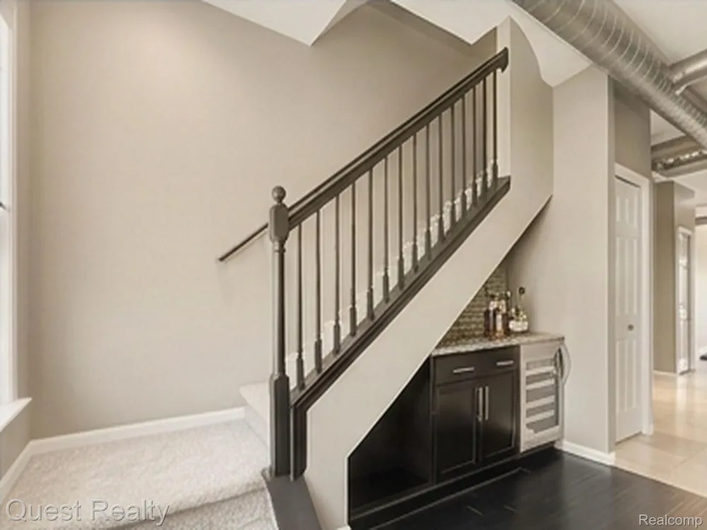 218 Mill Street Rochester City, MI 48307