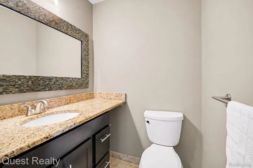 218 Mill Street Rochester City, MI 48307