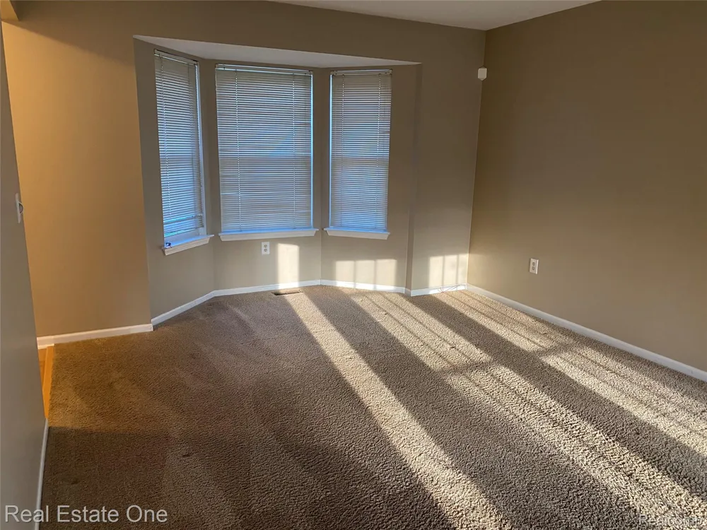 600 Sutten Drive Canton Charter Township, MI 48188
