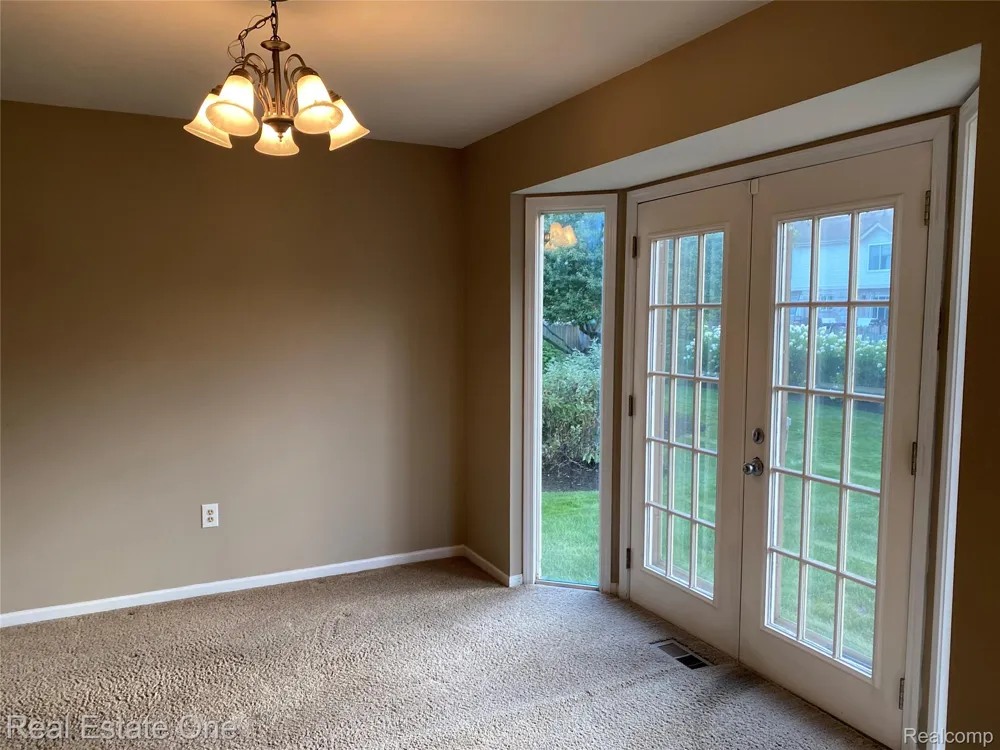 600 Sutten Drive Canton Charter Township, MI 48188