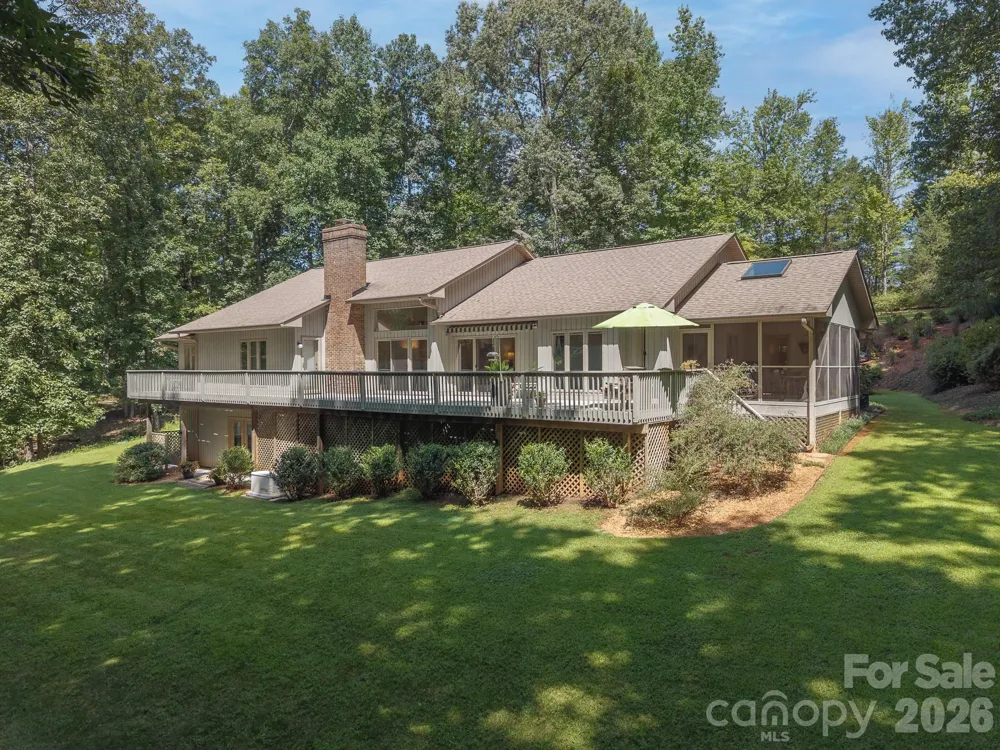 5 Jackson Grove S Landrum, SC 29356