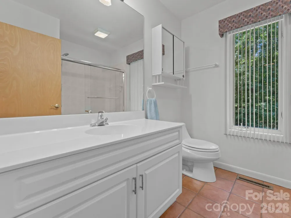 5 Jackson Grove S Landrum, SC 29356