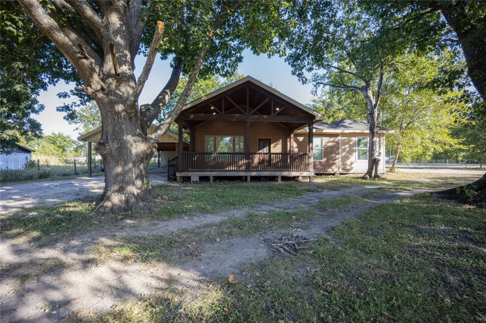 5004 Fm 3041 Corsicana, TX 75109