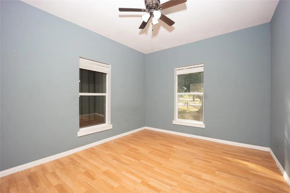 5004 Fm 3041 Corsicana, TX 75109