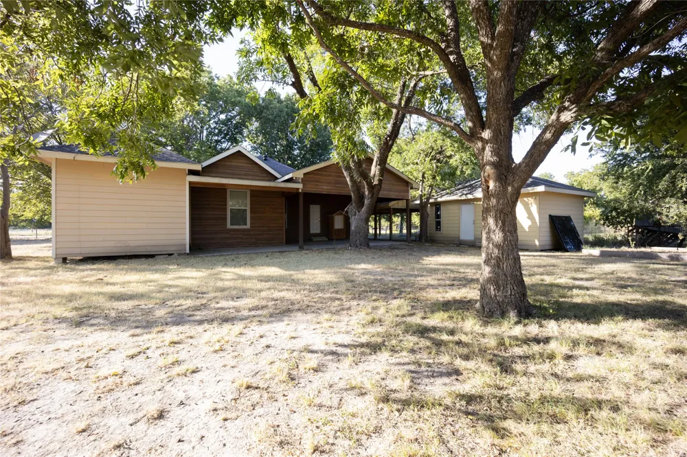 5004 Fm 3041 Corsicana, TX 75109