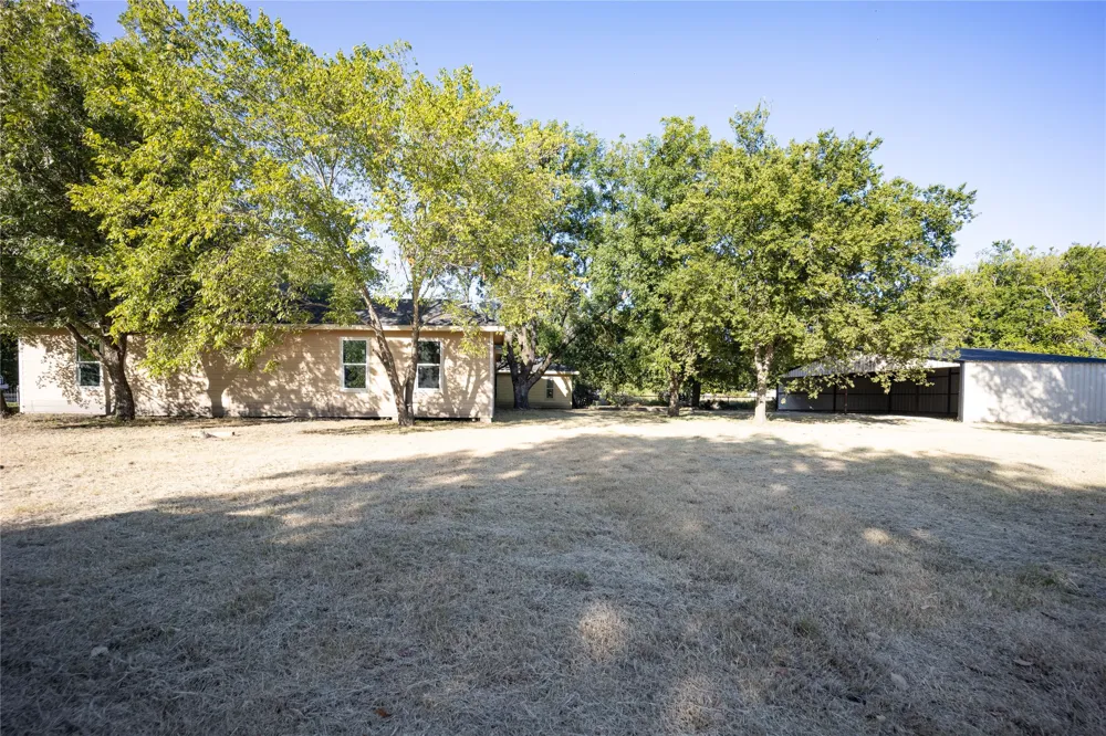 5004 Fm 3041 Corsicana, TX 75109