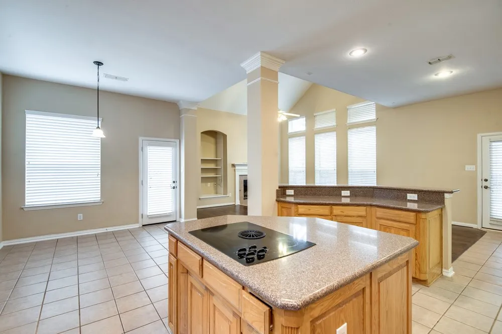 613 Caribou Way Euless, TX 76039