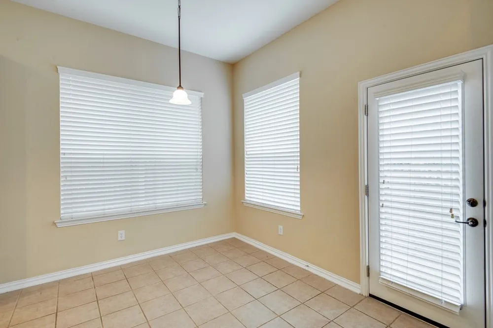 613 Caribou Way Euless, TX 76039