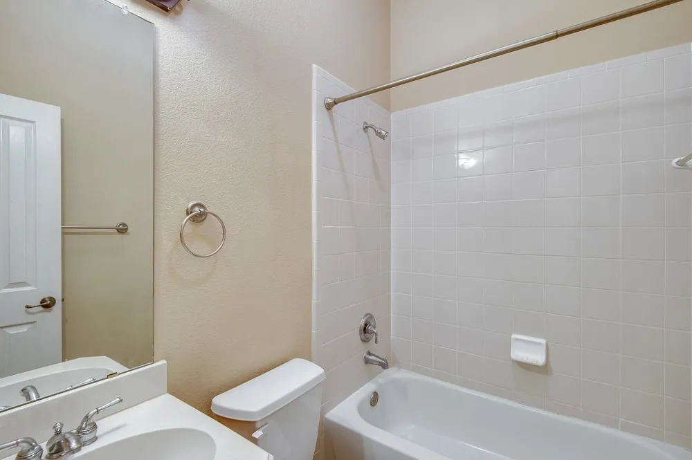 613 Caribou Way Euless, TX 76039
