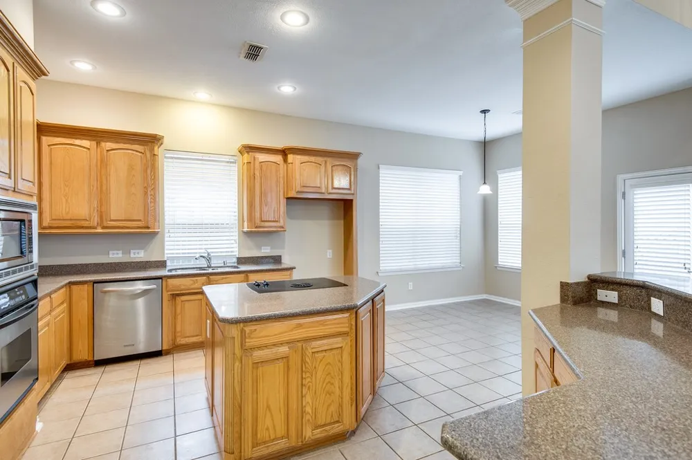 613 Caribou Way Euless, TX 76039