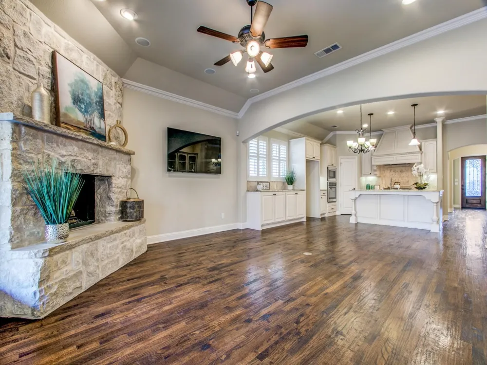 3041 Speyburn The Colony, TX 75056