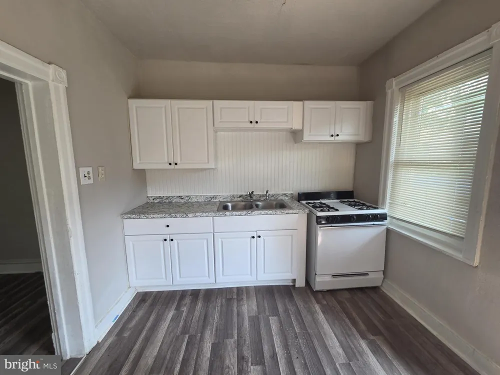 4829 10TH STREET Philadelphia, PA 19141