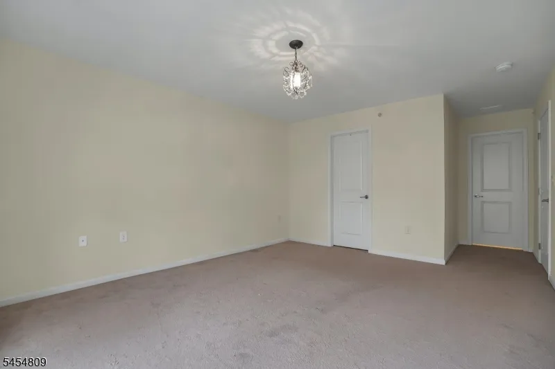 308 Rotando Way Morris Plains, NJ 07950