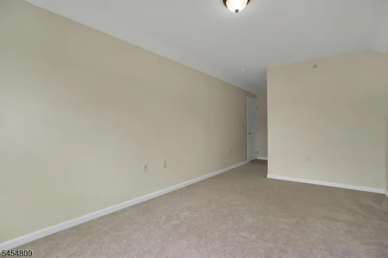 308 Rotando Way Morris Plains, NJ 07950