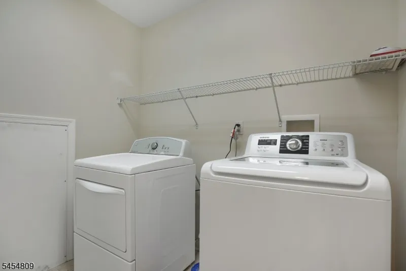 308 Rotando Way Morris Plains, NJ 07950