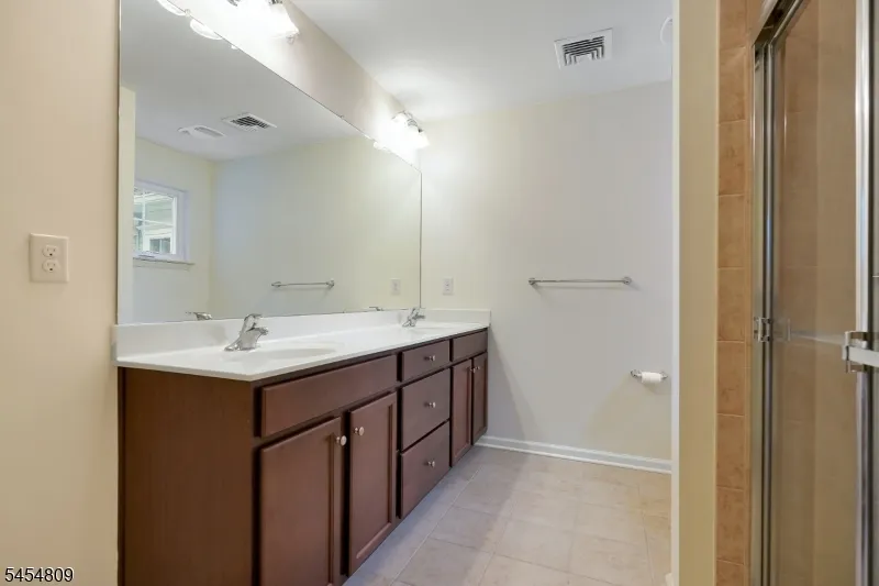 308 Rotando Way Morris Plains, NJ 07950