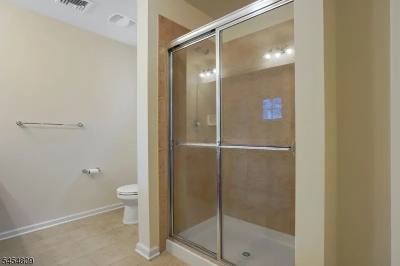 308 Rotando Way Morris Plains, NJ 07950