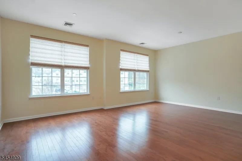 308 Rotando Way Morris Plains, NJ 07950