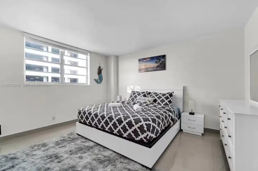 4001 S Ocean Dr #5J Hollywood, FL 33019
