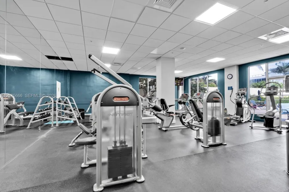 4001 S Ocean Dr #5J Hollywood, FL 33019