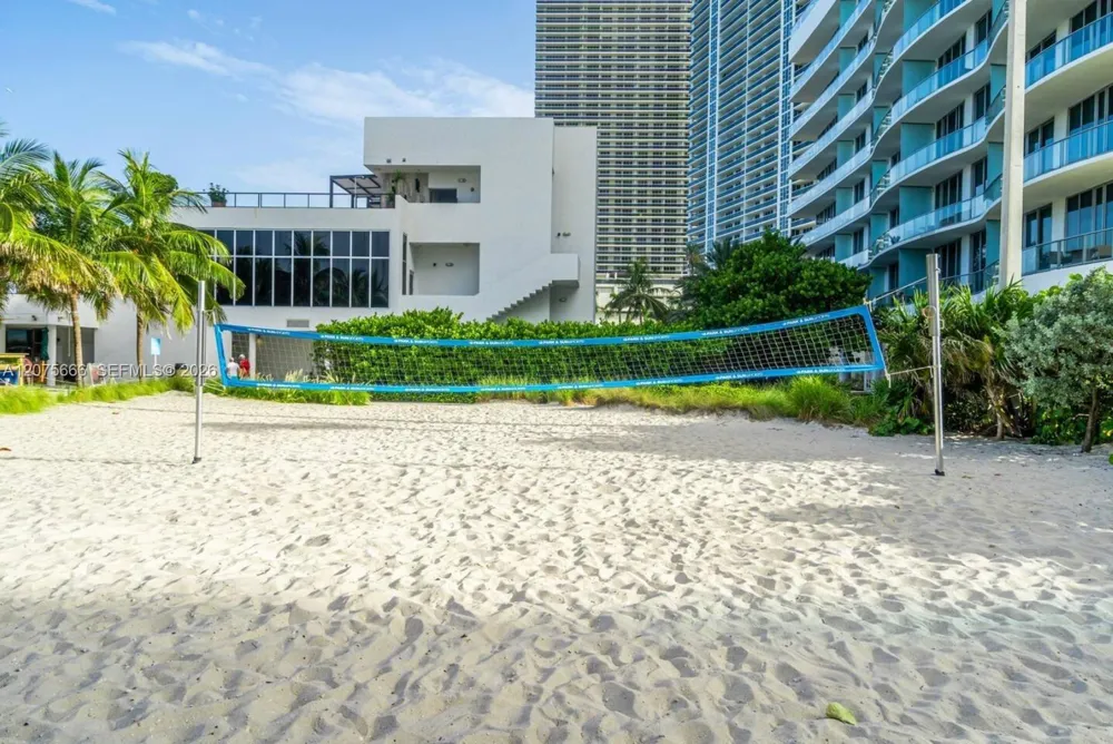 4001 S Ocean Dr #5J Hollywood, FL 33019
